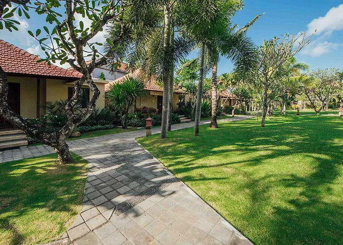 Resort Puri Bungalows, And Kuta (Bali)