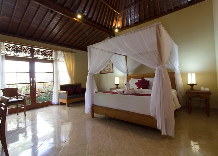 Puri Bungalows, And 4*